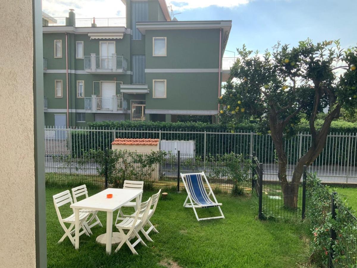 פייטרה ליגורה Casa Vacanze Romeo מראה חיצוני תמונה